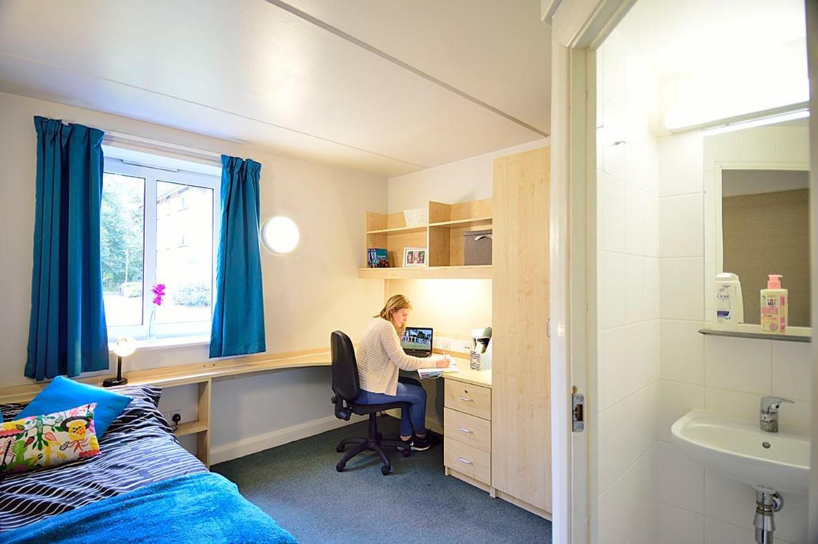 Ferienwohnung Broadgate Park Beeston Nottingham Exterior foto